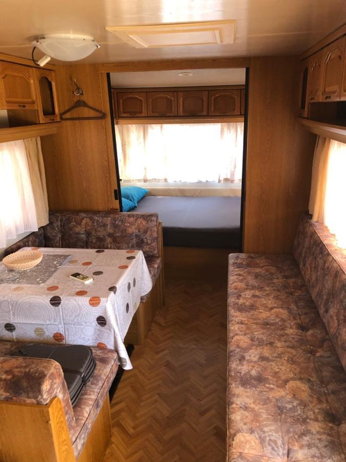 بريفلاكا Happy Home Caravans-With Air Conditioner المظهر الخارجي الصورة